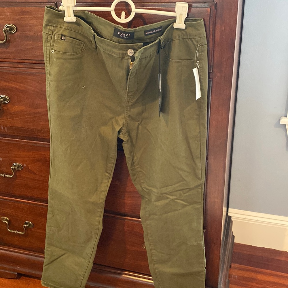 Olive green minimalist jegging